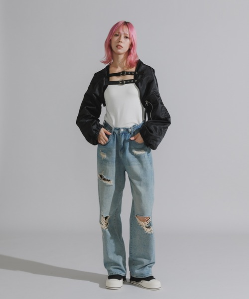 Chick（チック）の「Belt Strap Cropped Length Bomber Jacket / ベルトストラップ クロップド丈ブルゾン（ブルゾン・レディース・ブラック・FREE）」の9枚目の写真