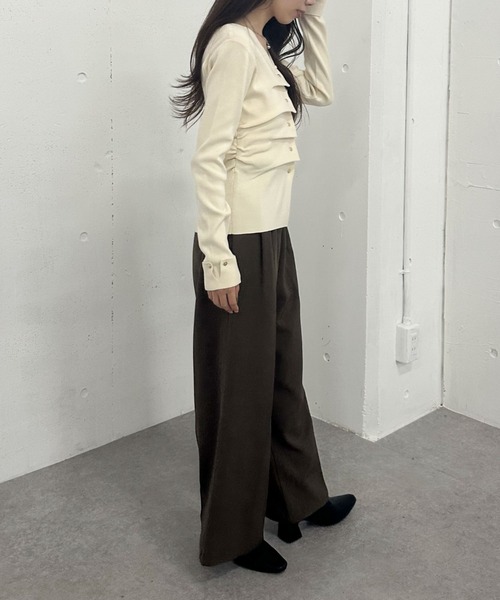 archives（アルシーヴ）の「タックボタンニットプルオーバー（ニット/セーター・レディース・ブラウン/グレー/アイボリー/ブラック/グリーン・MEDIUM）」の18枚目の写真