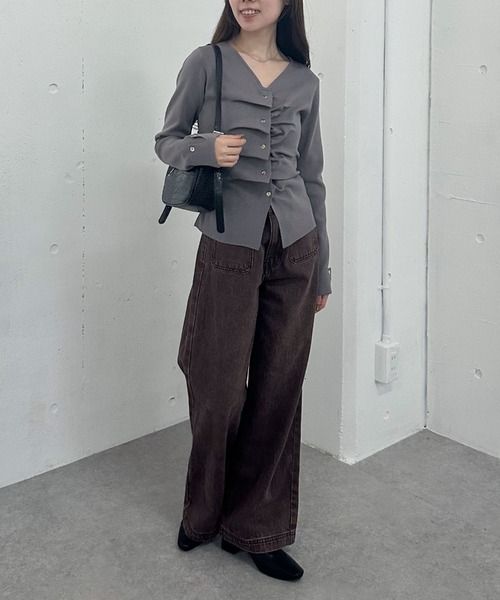 archives（アルシーヴ）の「タックボタンニットプルオーバー（ニット/セーター・レディース・ブラウン/グレー/アイボリー/ブラック/グリーン・MEDIUM）」の12枚目の写真