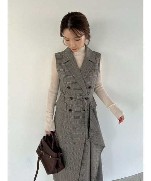 FRAY I.D（フレイアイディー）の「ダブルブレストアシメデザイン