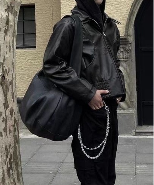 NEW GENTLEMAN(ニュージェントルマン)の「ドレスデン ルーズ ビッグショルダーバッグ(ショルダーバッグ・メンズ・ブラック・FREE)」の6枚目の写真