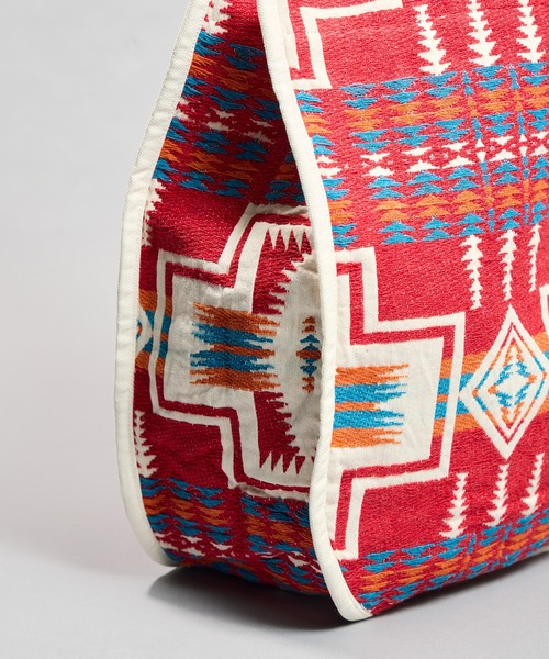 PENDLETON（ペンドルトン）の「【 PENDLETON / ペンドルトン 】ジャガードトートバッグ（トートバッグ・レディース・チャコール/レッド・FREE）」の9枚目の写真