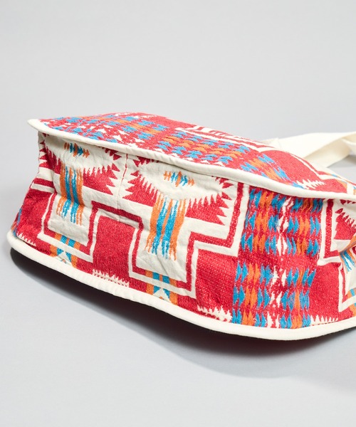 PENDLETON（ペンドルトン）の「【 PENDLETON / ペンドルトン 】ジャガードトートバッグ（トートバッグ・レディース・チャコール/レッド・FREE）」の10枚目の写真