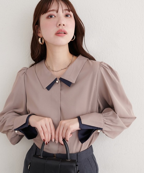 natural couture（ナチュラルクチュール）の「〈osono〉重ね衿配色ブラウス（シャツ/ブラウス・レディース・チャコールグレー/ネイビー/モカ/サックスブルー/ラベンダー/オフホワイト・FREE）」の19枚目の写真