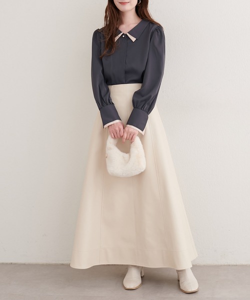 natural couture（ナチュラルクチュール）の「〈osono〉重ね衿配色ブラウス（シャツ/ブラウス・レディース・チャコールグレー/ネイビー/モカ/サックスブルー/ラベンダー/オフホワイト・FREE）」の16枚目の写真