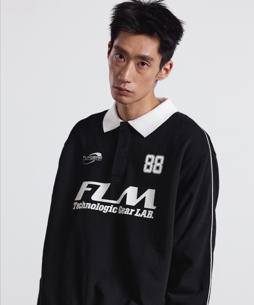F.ILLUMINATE(フィルミネイト)の「FLM ビッグロゴスウェットシャツ-ブラック(スウェット・レディース・その他・SMALL/MEDIUM/LARGE)」の3枚目の写真