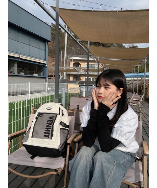 MUSINSA STANDARD WOMAN（ムシンサスタンダードウーマン）の「[ヒートタンダード] ウィメンズ薄起毛スリムタートルネック長袖Tシャツ [ブラック]（Tシャツ/カットソー・レディース・その他・SMALL/MEDIUM/LARGE/X-SMALL）」の8枚目の写真