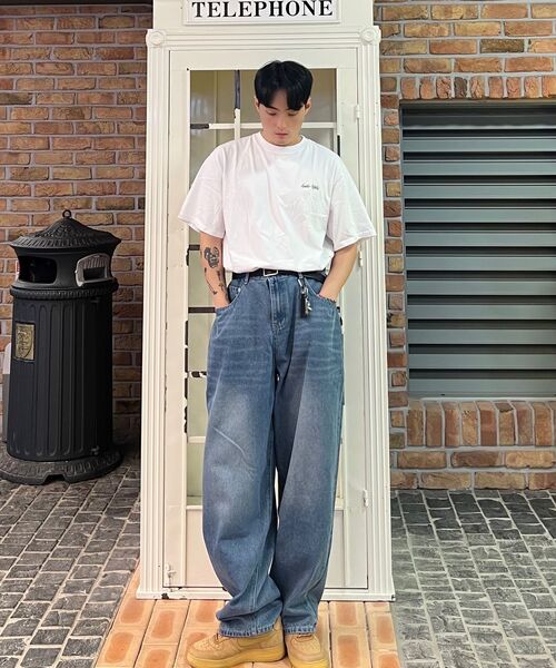 VTWO(ブイツー)の「バルーンフィットカーブドワイドデニムパンツ (BLUE)(デニムパンツ・レディース・その他・SMALL/MEDIUM/LARGE)」の3枚目の写真