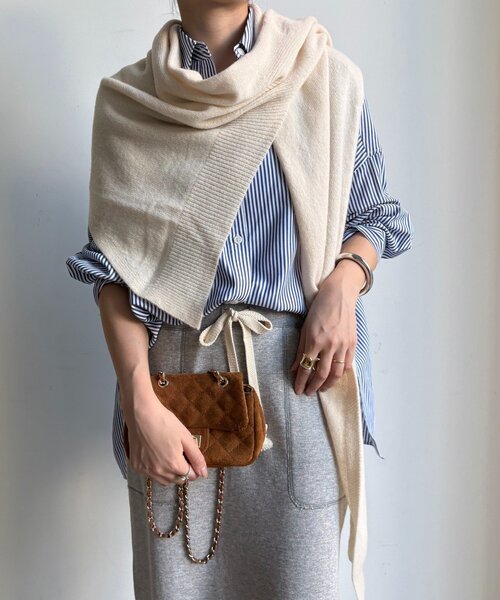 DouDou（ドゥドゥ）の「ウールマルチWAYストール（ストール/ショール・レディース・オフホワイト/チャコールグレー/ブラウン・FREE）」の8枚目の写真