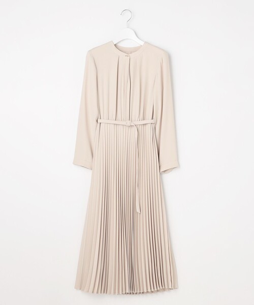 ANY SIS（エニィスィス）の「ノーブルプリーツ ワンピース（ワンピース・レディース・ベージュ系/ネイビー系・LARGE/MEDIUM/SMALL）」の11枚目の写真
