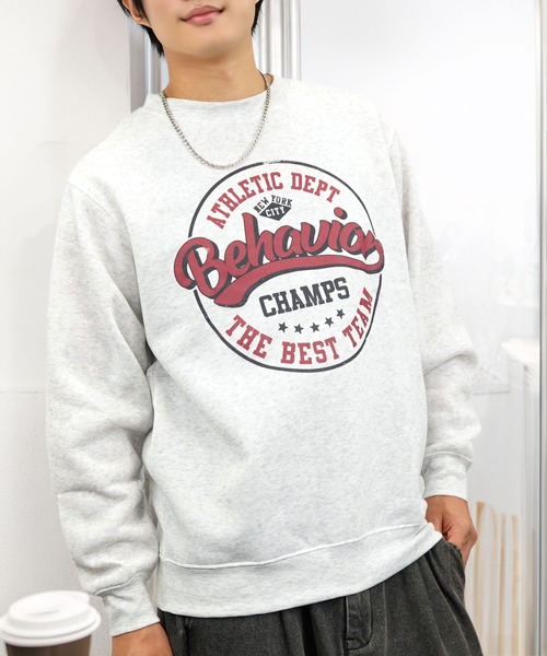 L'atelier(ラトリエ)の「プリント 裏起毛 スウェット 長袖 トレーナー(スウェット・メンズ・ホワイト系その他4/ブラック系その他4/グリーン系その他4/ネイビー系4/ホワイト系その他3/ブラウン系その他3/グレー系その他2/ピンク系その他2/エメラルド/ブラック系その他2/ネイビー系3/ブラック系その他3・LL/M/L)」の17枚目の写真