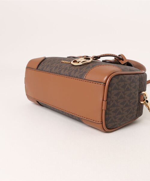 MICHAEL KORS(マイケルコース)の「THOMPSON XS SATCHEL XBODY クロスボディ(ショルダーバッグ・レディース・ブラウン・FREE)」の3枚目の写真