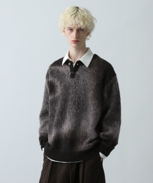 HARE（ハレ）の「グラデヘンリーネックニット(HARE)（ニット/セーター・メンズ・ブラック/グレー/レッド・FREE）」の2枚目の写真