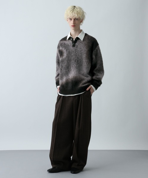 HARE（ハレ）の「グラデヘンリーネックニット(HARE)（ニット/セーター・メンズ・ブラック/グレー/レッド・FREE）」の5枚目の写真