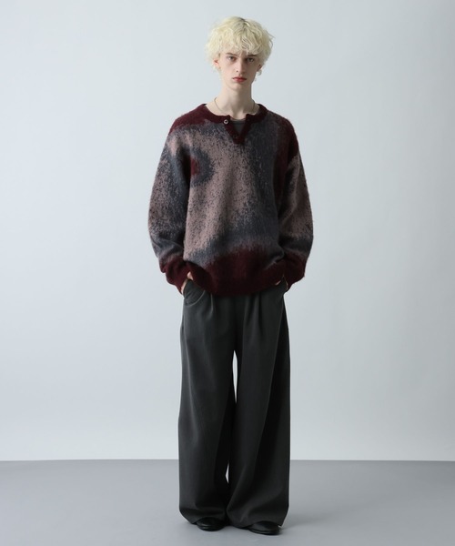 HARE（ハレ）の「グラデヘンリーネックニット(HARE)（ニット/セーター・メンズ・ブラック/グレー/レッド・FREE）」の7枚目の写真