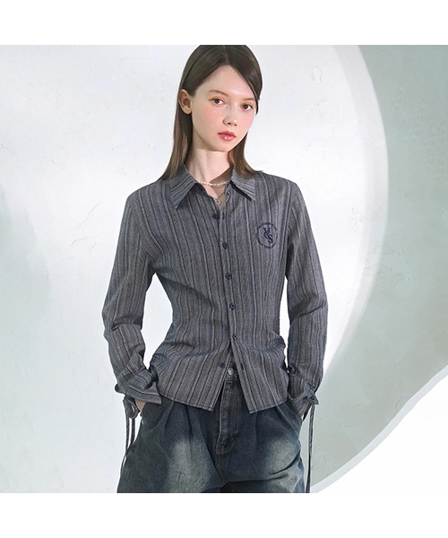 Vivacious（ビバシャス）の「Sweet Ribbon Shirring Shirt_5Colors（シャツ/ブラウス・レディース・ライトブルー/スカイブルー/ベージュ/ネイビー/ホワイト×ブルー・SMALL/MEDIUM）」の5枚目の写真