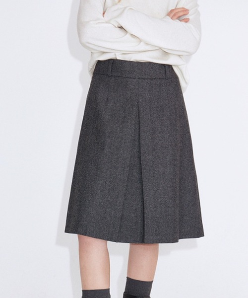 Fano Studios(ファノ ストゥディオズ)の「フロントタック Aラインスカート FD25B021【Fano Studios】【2025AW】(スカート・レディース・グレー・S/M/L)」の1枚目の写真