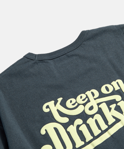 ESPIONAGE（エスピオナジ）の「Drinkin Heavyweight L/S Tee Slate（Tシャツ/カットソー・レディース・その他・MEDIUM/LARGE/X-LARGE）」の6枚目の写真
