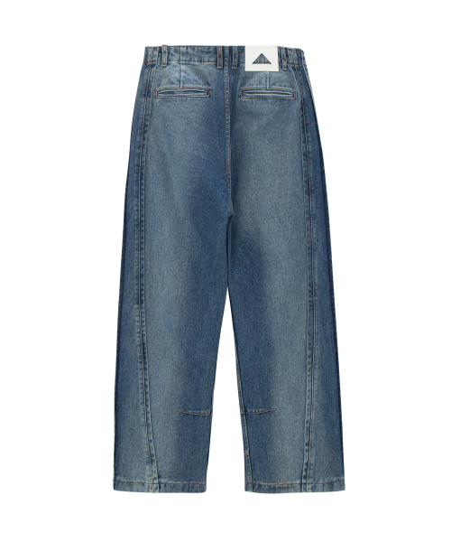 UNGIMMICK(アンジミック)の「BRUSHED PIPED WIDE DENIM PANTS (BLUE)(デニムパンツ・メンズ・その他・SMALL/MEDIUM/LARGE)」の2枚目の写真