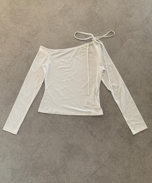 SHEPP(シープ)の「【26年春新作】ストラップチョーカー付ドット柄ワンショルトップス(Tシャツ/カットソー・レディース・ホワイト/ピンク・L/M)」の12枚目の写真