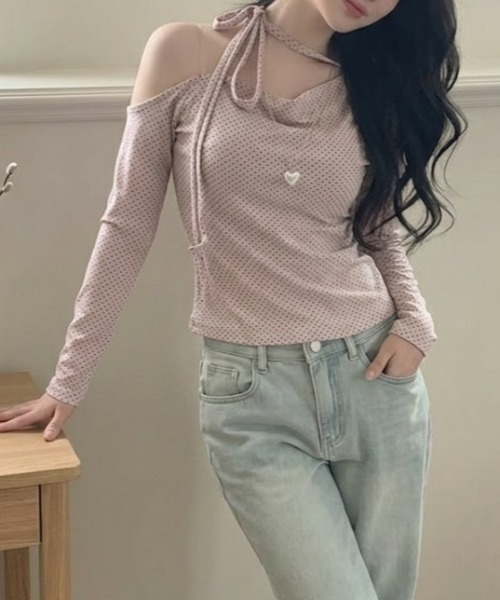 SHEPP(シープ)の「【26年春新作】ストラップチョーカー付ドット柄ワンショルトップス(Tシャツ/カットソー・レディース・ホワイト/ピンク・L/M)」の19枚目の写真