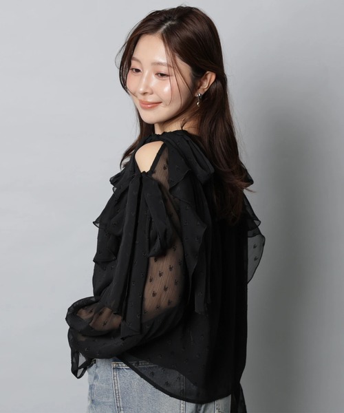 Apuweiser-riche(アプワイザーリッシェ)の「楊柳フリルブラウス(シャツ/ブラウス・レディース・オフホワイト/グリーン系その他2/ブラック系その他2/ピンク・1/2)」の9枚目の写真