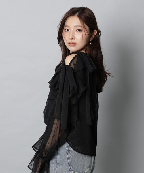 Apuweiser-riche(アプワイザーリッシェ)の「楊柳フリルブラウス(シャツ/ブラウス・レディース・オフホワイト/グリーン系その他2/ブラック系その他2/ピンク・1/2)」の10枚目の写真