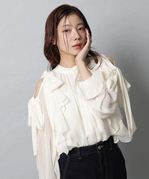 Apuweiser-riche(アプワイザーリッシェ)の「楊柳フリルブラウス(シャツ/ブラウス・レディース・オフホワイト/グリーン系その他2/ブラック系その他2/ピンク・1/2)」の19枚目の写真