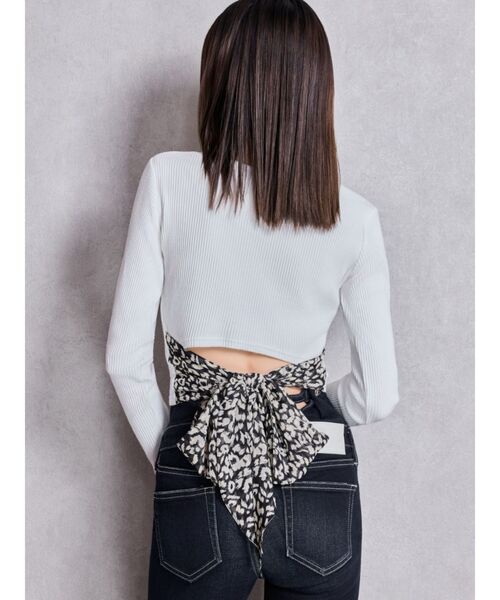 GYDA(ジェイダ)の「レオパードBACKリボンテレコロンT(Tシャツ/カットソー・レディース・オフホワイト/ブラック・FREE)」の2枚目の写真