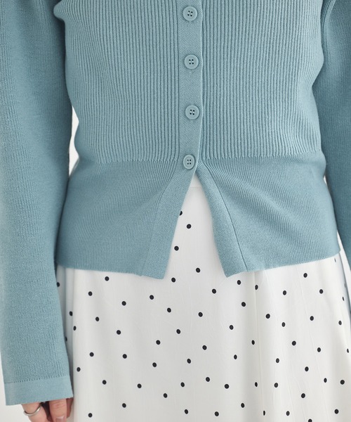 earth music&ecology(アースミュージックアンドエコロジー)の「襟付きニットアンサンブル(ニット/セーター・レディース・ブルー/グレイッシュベージュ/ブラック・FREE)」の15枚目の写真