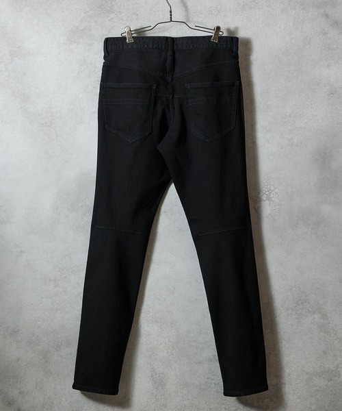 NUMBER (N)INE(ナンバーナイン)の「TAPERED SKINNY DENIM JEANS BLACK ONE WASH / テーパード スキニー デニム ブラック ジーンズ ワンウォッシュ(デニムパンツ・メンズ・ブラック・4/3/2)」の7枚目の写真