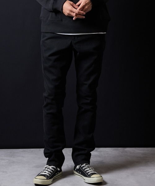 NUMBER (N)INE(ナンバーナイン)の「TAPERED SKINNY DENIM JEANS BLACK ONE WASH / テーパード スキニー デニム ブラック ジーンズ ワンウォッシュ(デニムパンツ・メンズ・ブラック・4/3/2)」の19枚目の写真