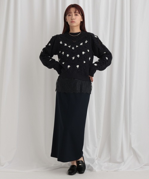 mysty woman（ミスティウーマン）の「花刺繍ケーブルニット 638052（ニット/セーター・レディース・アイボリー/ネイビー/ピンク・FREE）」の12枚目の写真