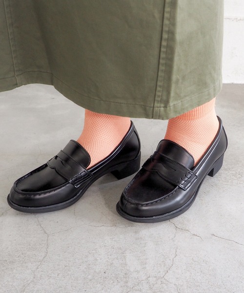 byあしながおじさん（バイアシナガオジサン）の「晴雨兼用｜コインローファー 8510141（ローファー・レディース・ブラウン/グレイッシュベージュ/ワイン/ブラック・23.5cm/23cm/22.5cm/22cm/25cm/24.5cm/24cm）」の2枚目の写真