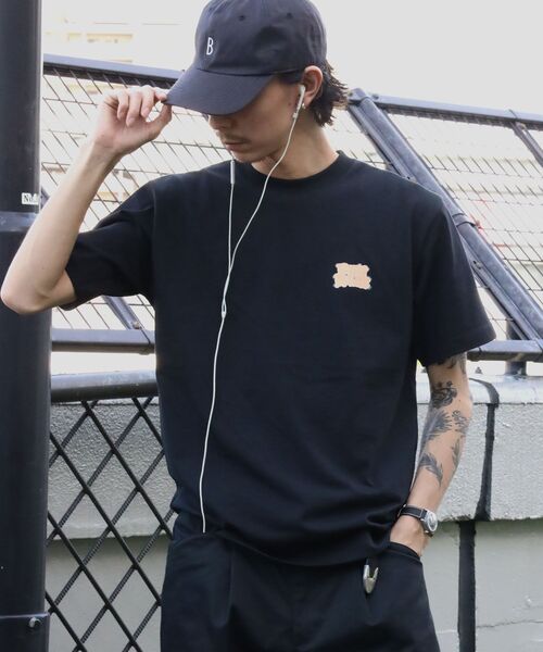 BEN DAVIS(ベンデイビス)の「【BEN DAVIS(ベンデイビス)】OVERLAP COOL TEE / Tシャツ 接触冷感 半袖 クルーネック ワンポイント 刺繍 ワンポイント(Tシャツ/カットソー・メンズ・ネイビー/ベージュ/ホワイト/ブラック・X-LARGE/LARGE/MEDIUM)」の12枚目の写真