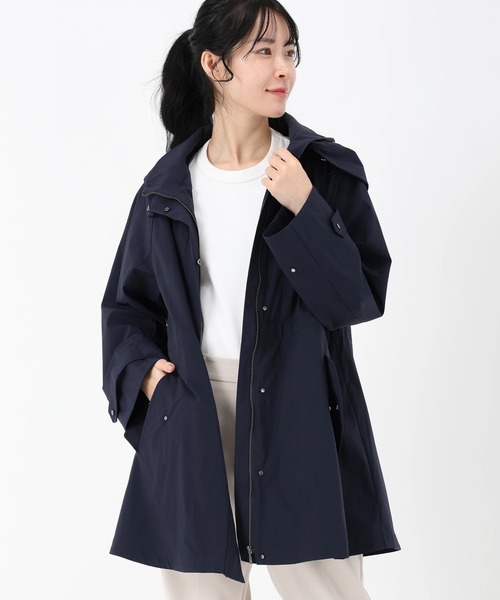 STRAWBERRY-FIELDS(ストロベリーフィールズ)の「テクノタフタ_ミディ丈2WAYマウンテンパーカー(マウンテンパーカー・レディース・ブルー/ベージュ/ネイビー・2)」の3枚目の写真