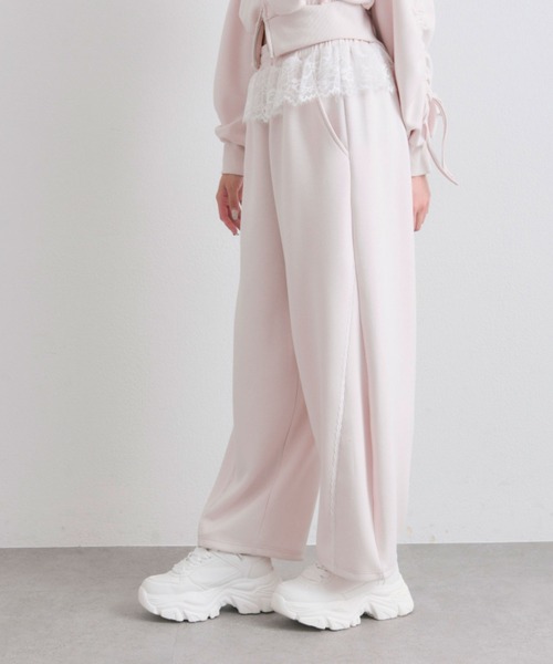 OLIVE des OLIVE（オリーブデオリーブ）の「【セットアップ対応】ウエストフリルバレルレッグパンツ（スウェットパンツ・レディース・トップグレー/ネイビー/ピンク・FREE）」の18枚目の写真