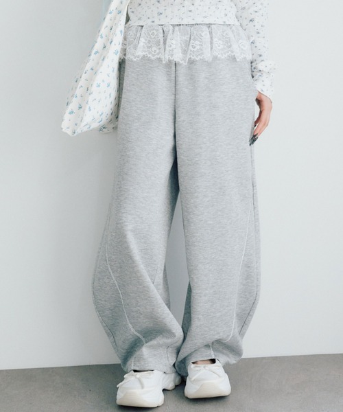 OLIVE des OLIVE（オリーブデオリーブ）の「【セットアップ対応】ウエストフリルバレルレッグパンツ（スウェットパンツ・レディース・トップグレー/ネイビー/ピンク・FREE）」の21枚目の写真