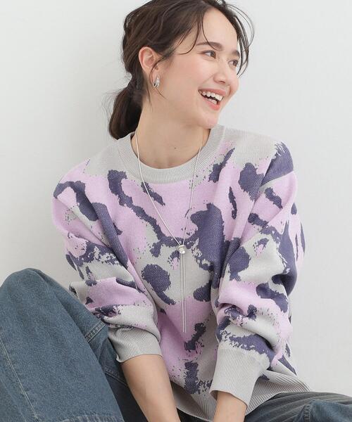 SHOO・LA・RUE(シューラルー)の「【洗濯機可/S-LL】1枚で華やかに ラメ入りニュアンス柄ニット(ニット/セーター・レディース・グリーン系/ライトグレー/ベージュ・03/02/01/04)」の1枚目の写真