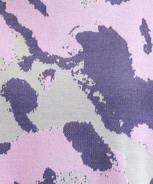 SHOO・LA・RUE(シューラルー)の「【洗濯機可/S-LL】1枚で華やかに ラメ入りニュアンス柄ニット(ニット/セーター・レディース・グリーン系/ライトグレー/ベージュ・03/02/01/04)」の12枚目の写真