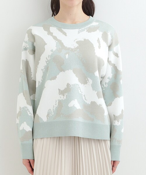 SHOO・LA・RUE(シューラルー)の「【洗濯機可/S-LL】1枚で華やかに ラメ入りニュアンス柄ニット(ニット/セーター・レディース・グリーン系/ライトグレー/ベージュ・03/02/01/04)」の17枚目の写真