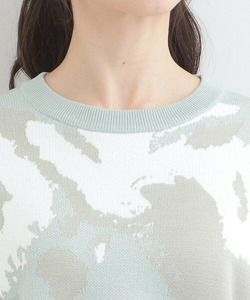 SHOO・LA・RUE(シューラルー)の「【洗濯機可/S-LL】1枚で華やかに ラメ入りニュアンス柄ニット(ニット/セーター・レディース・グリーン系/ライトグレー/ベージュ・03/02/01/04)」の20枚目の写真