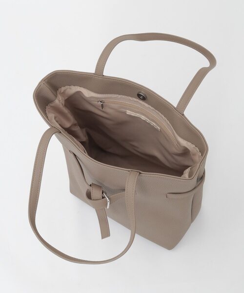 MELROSE claire(メルローズ クレール)の「【ベルト付きトートバッグ】(トートバッグ・レディース・ブラック/ライトグレー/ダークベージュ・FREE)」の9枚目の写真