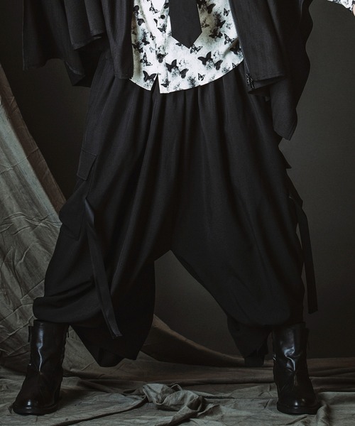 NO ID.（ノーアイディ）の「【NO ID.】Fluttering Cargo Trousers / フラッタリング カーゴ トラウザーズ（スラックス・メンズ・ブラック/その他5・1/2）」の2枚目の写真
