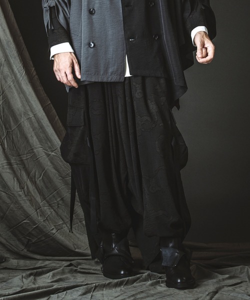 NO ID.（ノーアイディ）の「【NO ID.】Fluttering Cargo Trousers / フラッタリング カーゴ トラウザーズ（スラックス・メンズ・ブラック/その他5・1/2）」の10枚目の写真