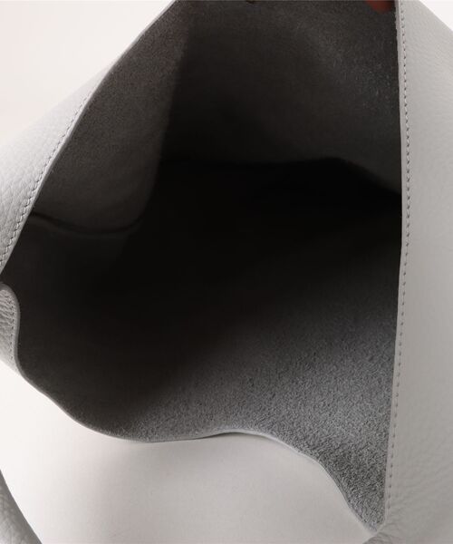 A.P.C.(アーペーセー)の「LE NEIGE/ショルダーバッグ(ショルダーバッグ・レディース・グレー系その他/ブラウン系その他・ONESIZE)」の5枚目の写真