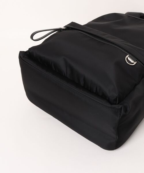 ZERO HALLIBURTON(ゼロハリバートン)の「リュックサック UE Collection L A4サイズ 14インチPC エアメッシュ 81756(バックパック/リュック・メンズ・グレー/ブラック・FREE)」の4枚目の写真