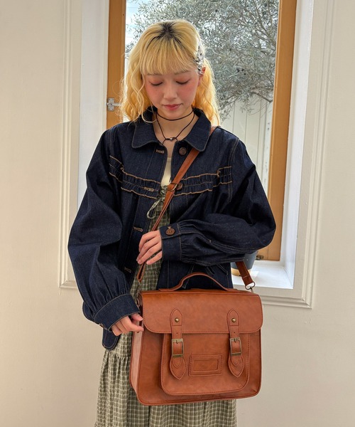 kutir（クティール）の「kutirlune／【3way仕様】レトロショルダーバッグ（ショルダーバッグ・レディース・キャメル/ブラック・FREE）」の7枚目の写真