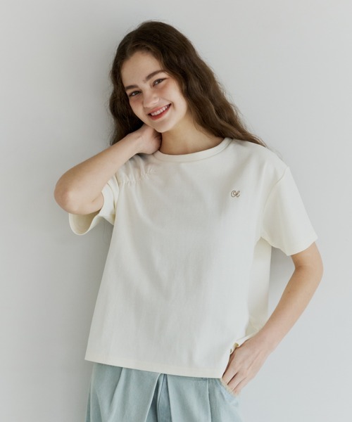 OLUN(オルン)の「"OLUN" logo gathered t-shirt/"OLUN"ロゴ刺繍ギャザーTシャツ(Tシャツ/カットソー・レディース・アイボリー/ピンク・SMALL/MEDIUM)」の13枚目の写真