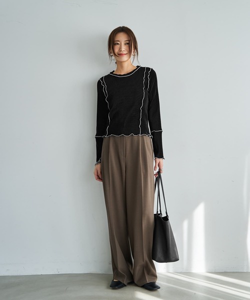 STYLE DELI(スタイルデリ)の「メロウリブ◆微光沢プリーツ調ライントップス(Tシャツ/カットソー・レディース・ホワイト/ブラック/ブルー・MEDIUM)」の16枚目の写真